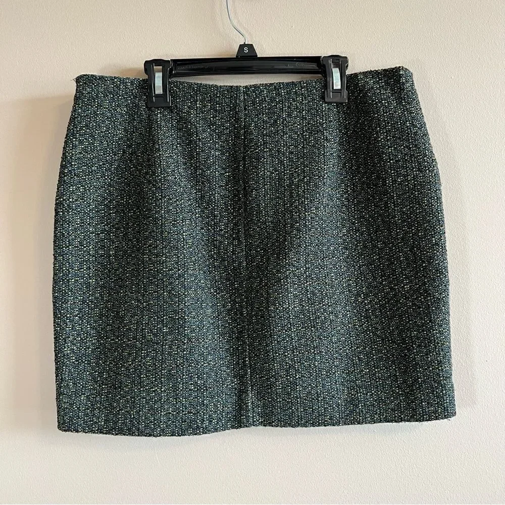 ✨‎ Outback Red Women’s Green Tweed Mini Skirt 10